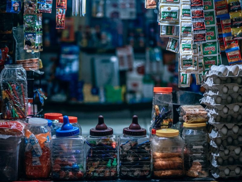 4 Tipe Pembeli di Warung Sembako yang Nano-nano terminal mojok.co