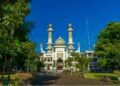 4 Rekomendasi Masjid Terdekat dari Alun-Alun Malang yang Bisa Dijangkau dengan Jalan Kaki