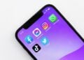 Tiktok (Pernah) Dianggap Medsos Goblok, Padahal Twitter dan Instagram Sama Saja Gobloknya (Unsplash.com)