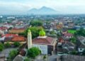 Lupakan Kaesang Pangarep, Otong Koil Sosok Paling Ideal Memimpin Sleman! (Unsplash)