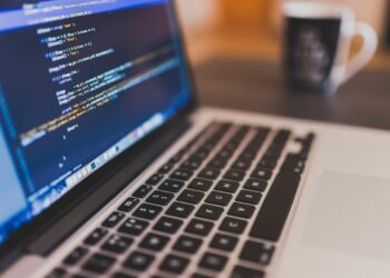 Kalau Ingin Belajar Coding doang, Nggak Usah Kuliah, Tutorial di YouTube Banyak!