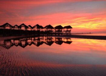Indramayu , Kabupaten yang Bisa Saja Setara Jakarta, tapi Malah Memilih Jadi Kabupaten Semenjana