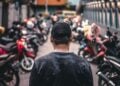 Mall di Jakarta Mendiskriminasi Pengguna Motor. Nggak Semua Menyediakan Parkiran Khusus Motor, Kalaupun Ada Letaknya Jauh dari Gedung Mall