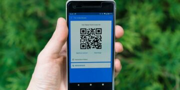 Gebrakan Baru Tukang Parkir Purwokerto, Sekarang Nyodorin Barcode QRIS, Purwokerto (Makin) Berhenti Nyaman!